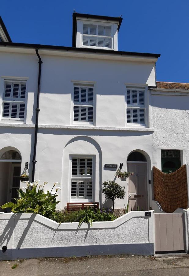 Sanderling - Grade 2 Listed Georgian Townhouse By The Sea Пензанс Екстериор снимка