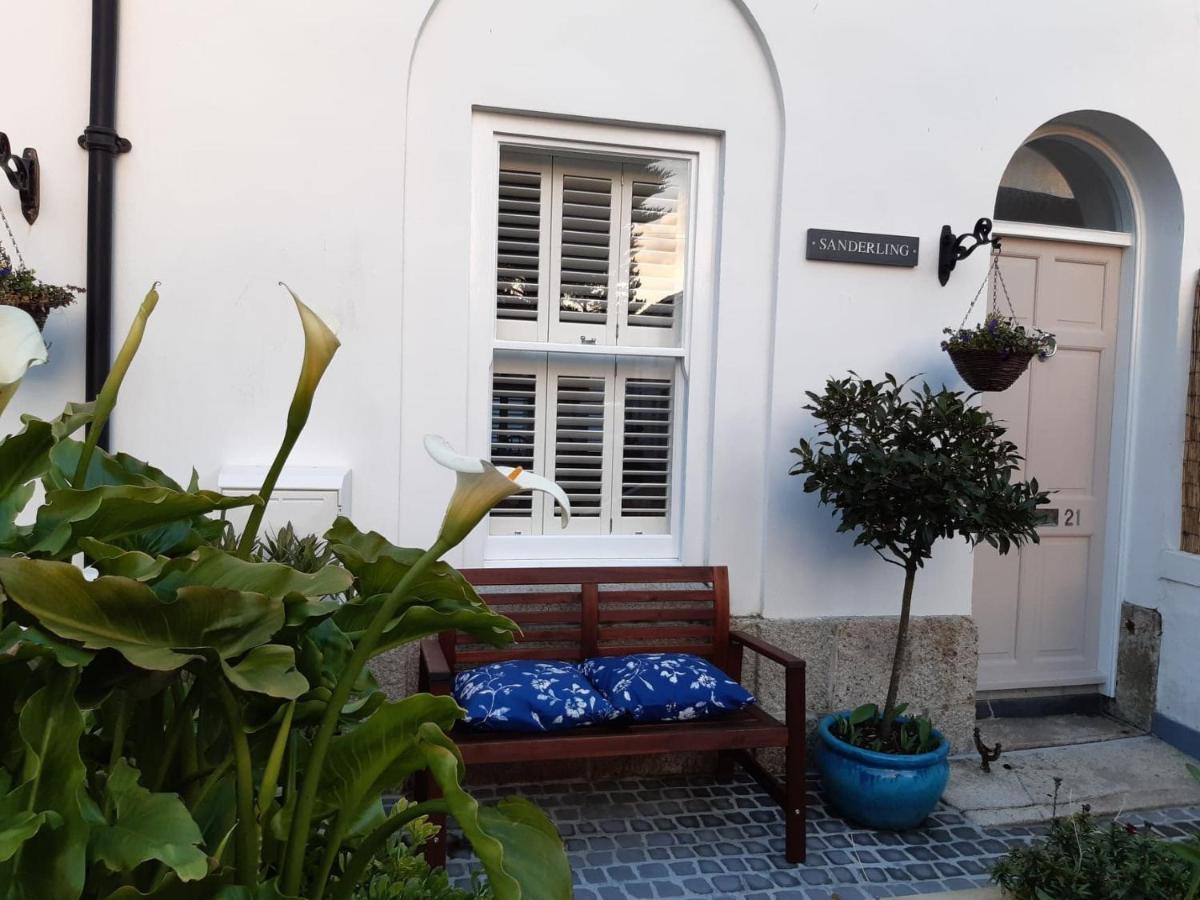 Sanderling - Grade 2 Listed Georgian Townhouse By The Sea Пензанс Екстериор снимка